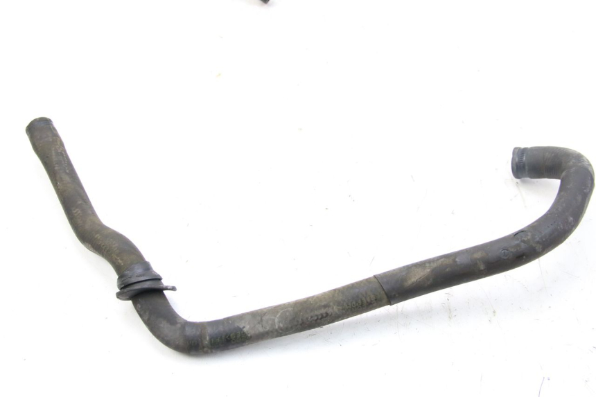 photo de DURITE RADIATEUR PIAGGIO VESPA GRANTURISMO 125 (2003 - 2007) - État de surface