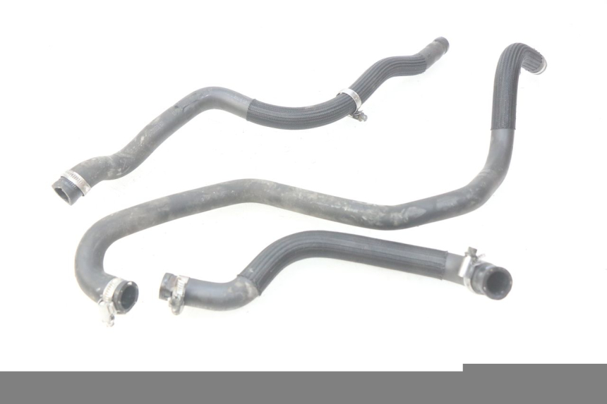 photo de DURITE RADIATEUR YAMAHA X-MAX XMAX 125 (2010 - 2013) - Vue principale