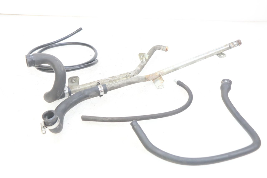 photo de DURITE RADIATEUR YAMAHA XMAX X-MAX 125 (2006 - 2009) - Autre angle de vue