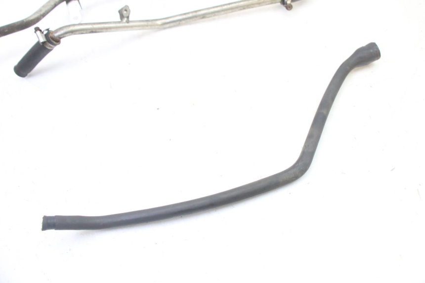 photo de DURITE RADIATEUR YAMAHA XMAX X-MAX 125 (2006 - 2009) - Zoom état d’usage