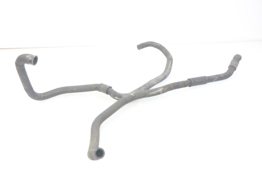 photo de DURITE RADIATEUR PIAGGIO X8 125 (2004 - 2007) - Gros plan technique