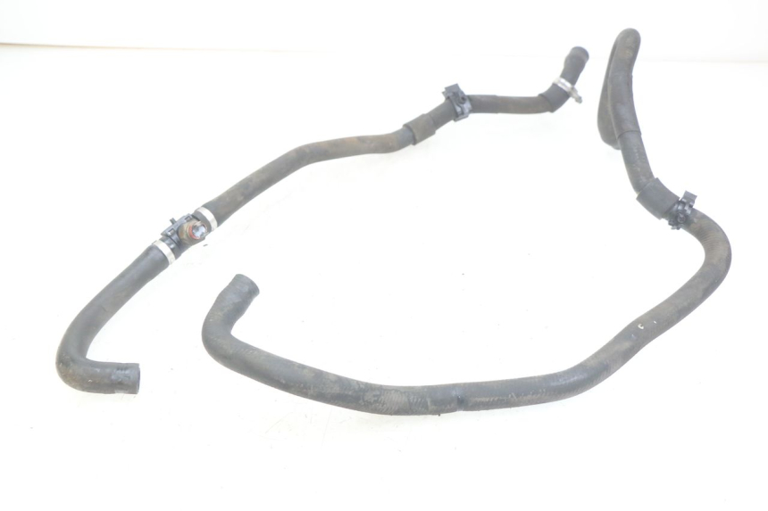 photo de DURITE RADIATEUR PIAGGIO XEVO - X EVO 125 (2007 - 2017) - Vue principale