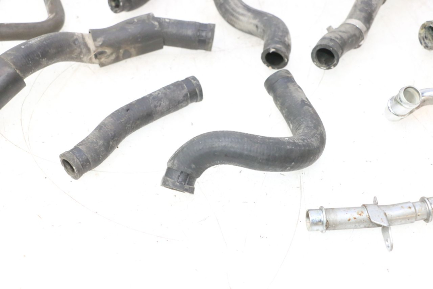photo de DURITE RADIATEUR HONDA XRV AFRICA TWIN 750 (1990 - 1992) - Zoom état d’usage