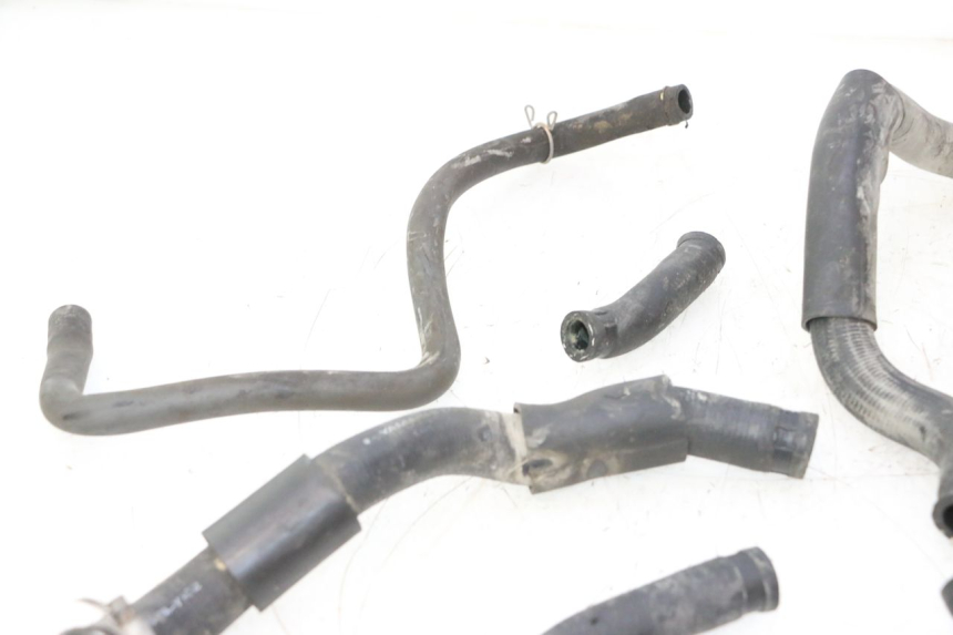 photo de DURITE RADIATEUR HONDA XRV AFRICA TWIN 750 (1990 - 1992) - Autre angle de vue