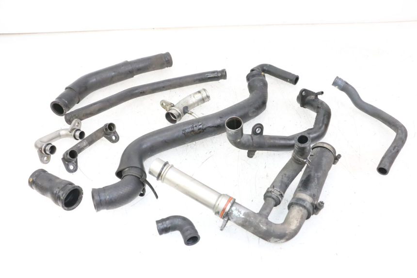 photo de DURITE RADIATEUR YAMAHA FZ1 FAZER 1000 (2007 - 2009) - Vue principale