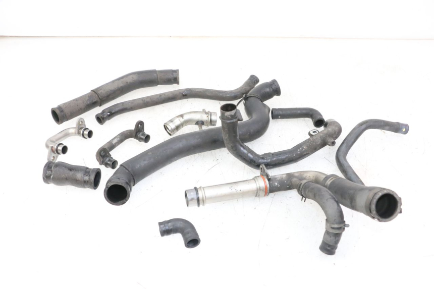 photo de DURITE RADIATEUR YAMAHA FZ1 FAZER 1000 (2007 - 2009) - Autre angle de vue