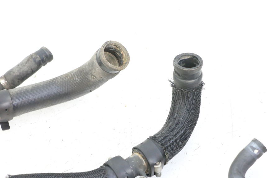 photo de DURITE RADIATEUR YAMAHA XJ6 600 (2008 - 2016) - Autre angle de vue