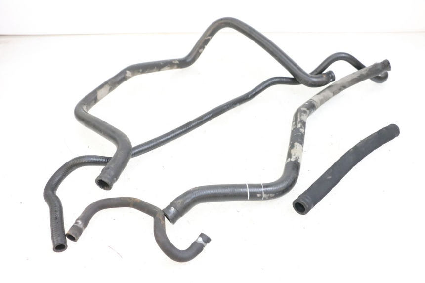 photo de DURITE RADIATEUR YAMAHA YP MAJESTY 125 (2002 - 2006) - Détail de la pièce