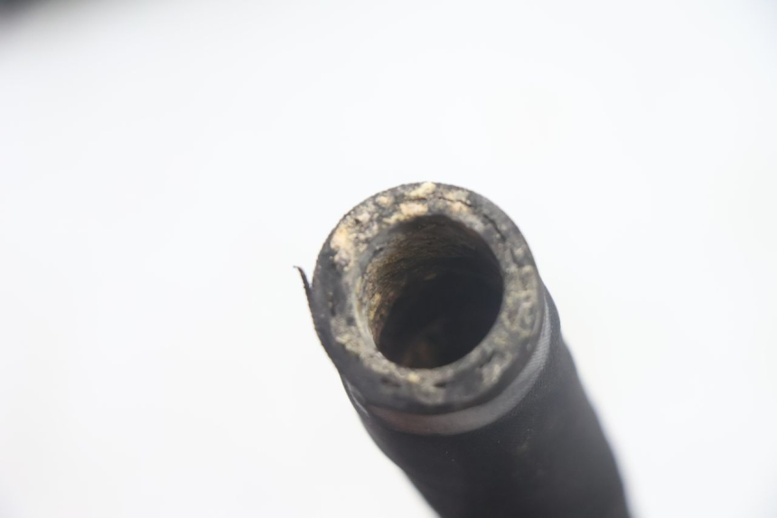 photo de DURITE RADIATEUR YAMAHA YP MAJESTY 125 (2002 - 2006) - Zoom état d’usage