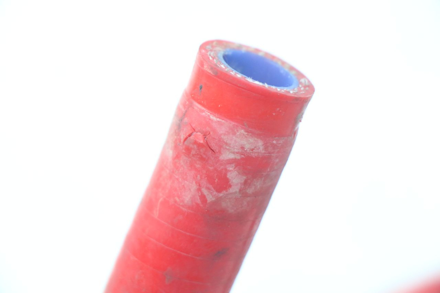 photo de DURITE RADIATEUR YAMAHA YZ-F YZF 250 (2014 - 2018) - Autre angle de vue