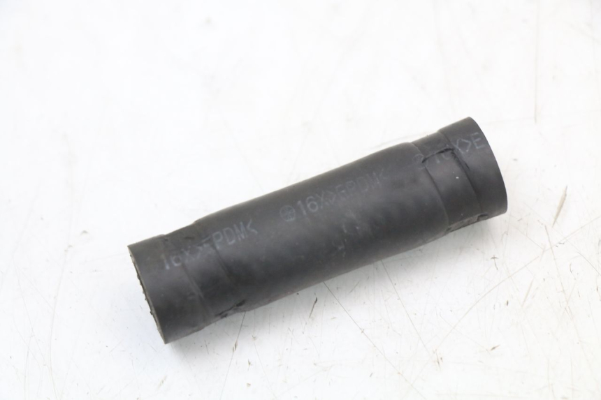 photo de DURITE RADIATEUR YAMAHA YZ 125 (2017 - 2021) - Gros plan technique