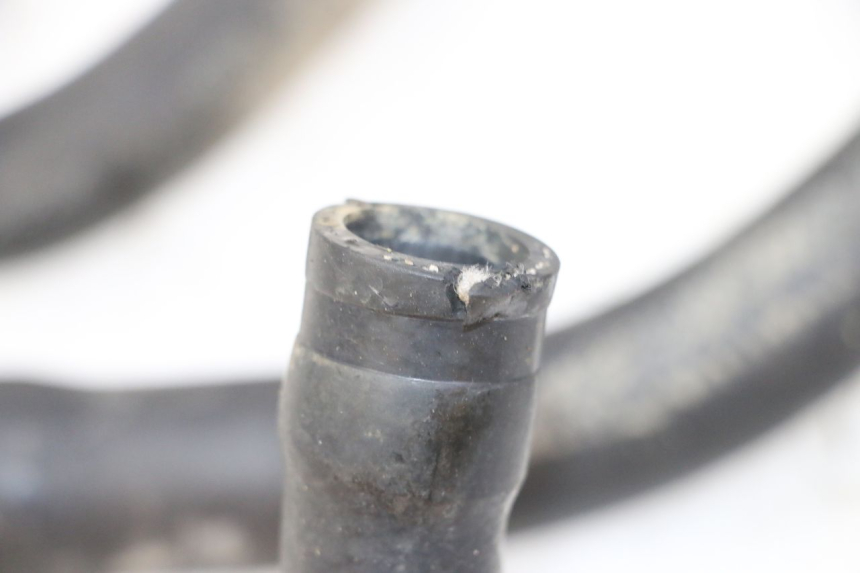 photo de DURITE RADIATEUR YAMAHA YZF YZ-F 450 (2014 - 2016) - Zoom état d’usage