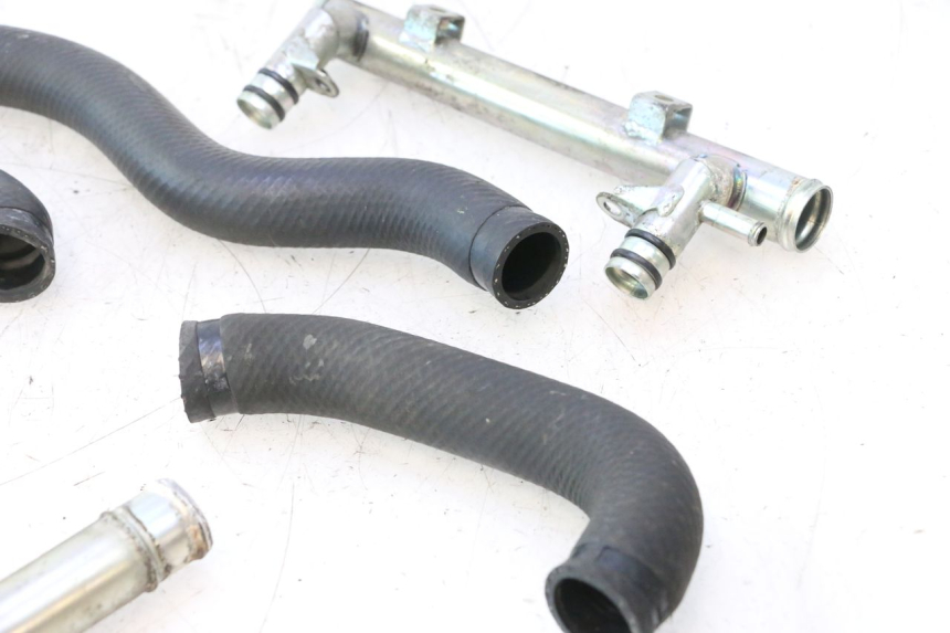 photo de DURITE RADIATEUR KAWASAKI ZZR 600 (1995 - 2004) - Zoom état d’usage