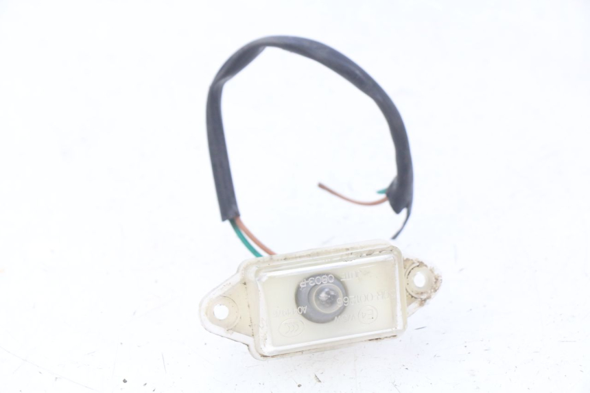 photo de ECLAIRAGE DE PLAQUE KYMCO AGILITY RS 2T 50 (2009 - 2013) - Détail de la pièce