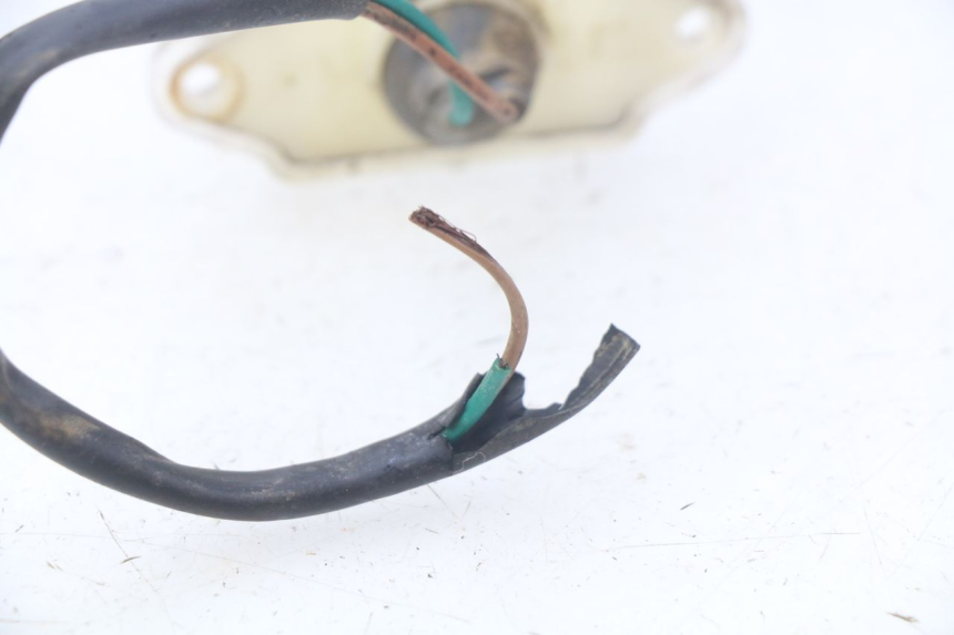 photo de ECLAIRAGE DE PLAQUE KYMCO AGILITY RS 2T 50 (2009 - 2013) - Autre angle de vue