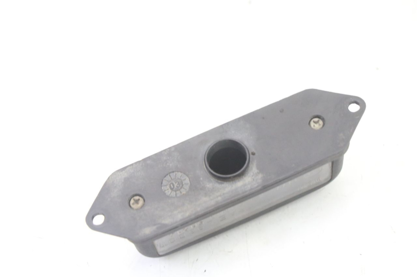 photo de ECLAIRAGE DE PLAQUE APRILIA ATLANTIC 125 (2003 - 2009) - Gros plan technique