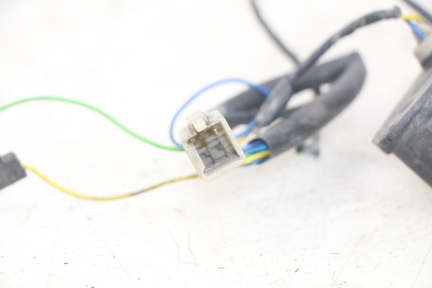 photo de ECLAIRAGE DE PLAQUE APRILIA ATLANTIC 125 (2003 - 2009) - Autre angle de vue