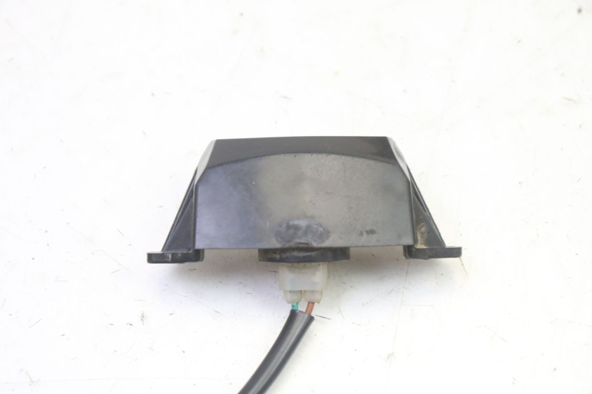 photo de ECLAIRAGE DE PLAQUE MOTRON BREEZY 4T 50 (2021 - 2025) - Gros plan technique