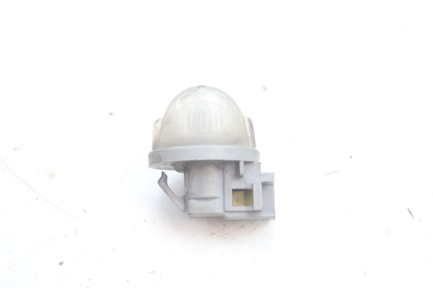 photo de ECLAIRAGE DE PLAQUE SUZUKI BURGMAN EXECUTIVE ABS 650 (2006 - 2012) - Vue principale