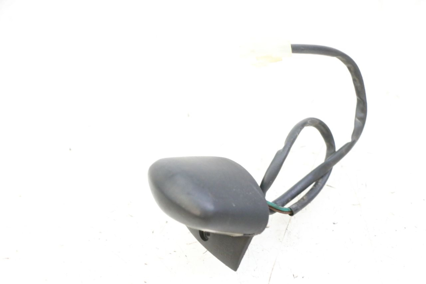 photo de ECLAIRAGE DE PLAQUE PEUGEOT CITYSTAR 50 (2013 - 2017) - Détail de la pièce