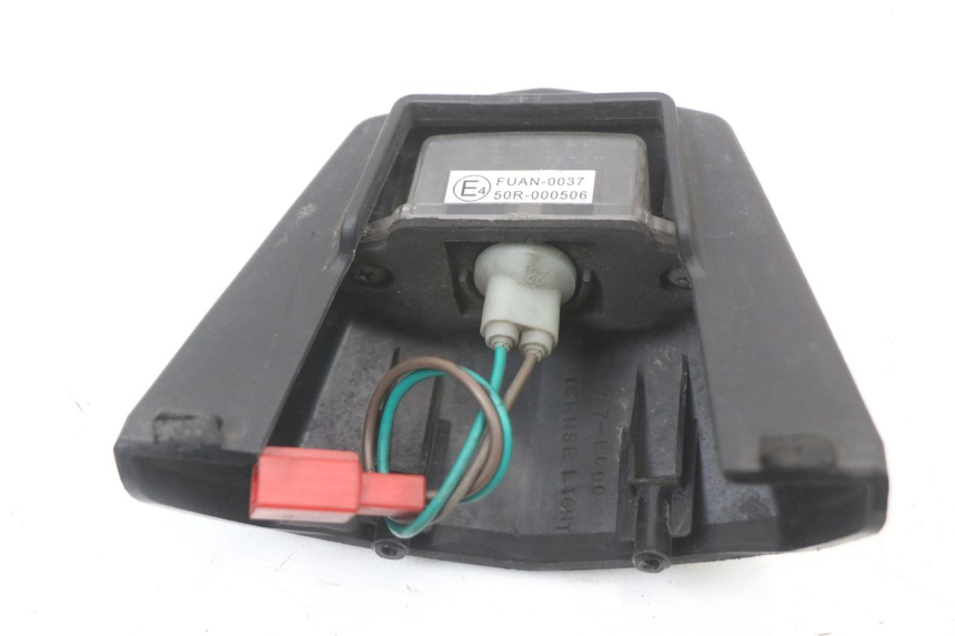 photo de ECLAIRAGE DE PLAQUE KYMCO DINK STREET 125 (2009 - 2014) - Détail de la pièce