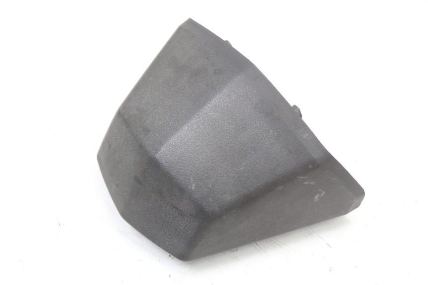 photo de ECLAIRAGE DE PLAQUE KYMCO DINK STREET 125 (2009 - 2014) - Autre angle de vue