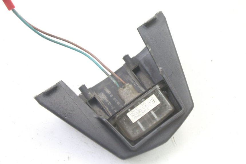 photo de ECLAIRAGE DE PLAQUE KYMCO DINK STREET 125 (2009 - 2014) - Détail de la pièce