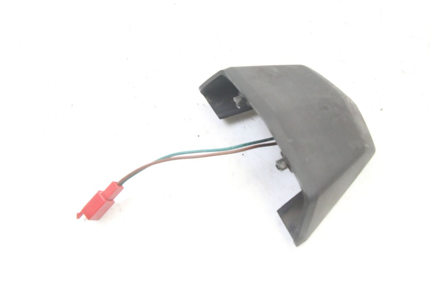 photo de ECLAIRAGE DE PLAQUE KYMCO DINK STREET 125 (2009 - 2014) - Gros plan technique