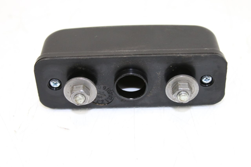 photo de ECLAIRAGE DE PLAQUE BMW F GS K81 850 (2018 - 2023) - Détail de la pièce