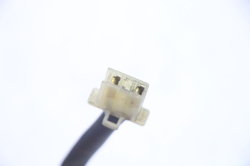 photo de ECLAIRAGE DE PLAQUE HONDA FES S-WING SWING ABS 125 (2007 - 2015) - Gros plan technique