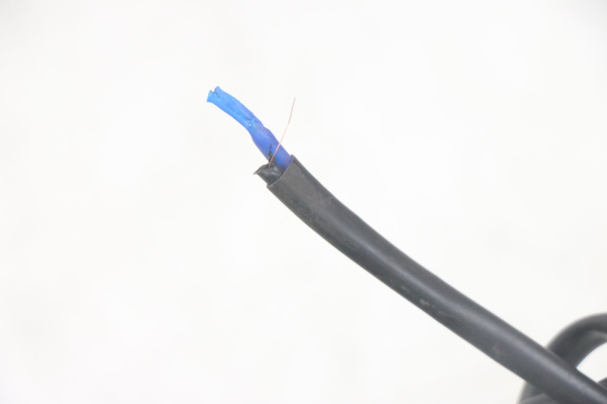 photo de ECLAIRAGE DE PLAQUE YAMAHA FJR ABS 1300 (2006 - 2012) - Zoom état d’usage