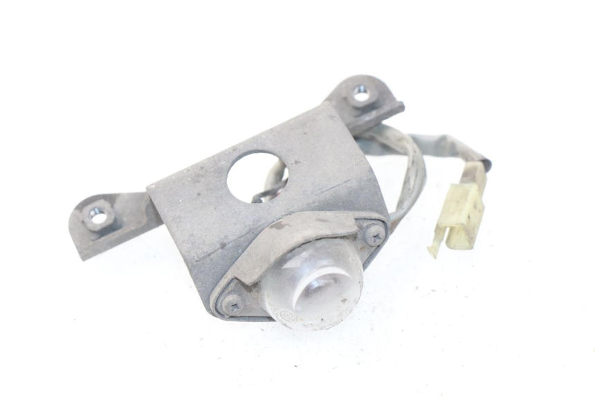 photo de ECLAIRAGE DE PLAQUE KAWASAKI GPZ S 500 (1994 - 2005) - Autre angle de vue