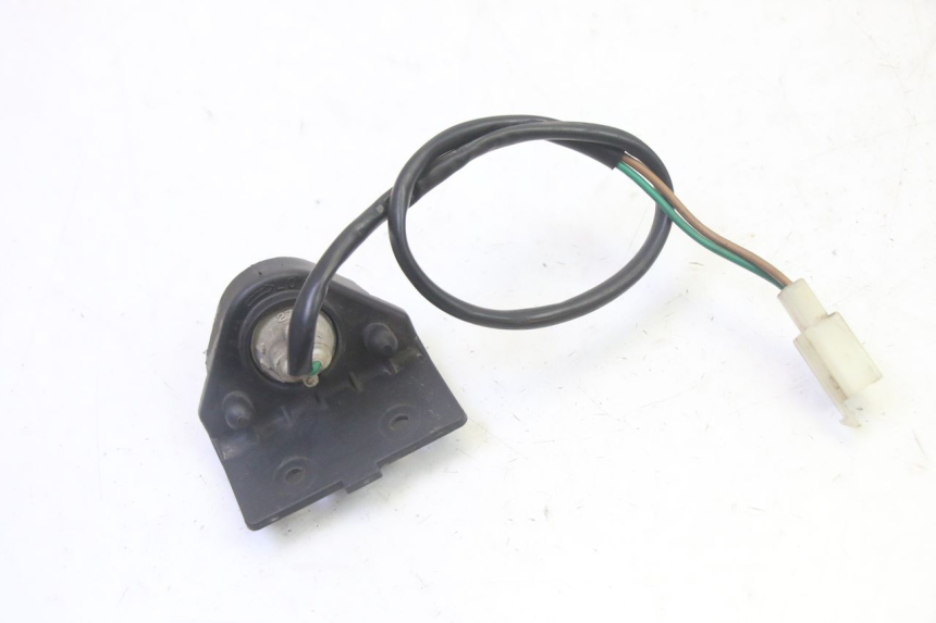 photo de ECLAIRAGE DE PLAQUE DAELIM HISTORY 125 (2001 - 2002) - Autre angle de vue