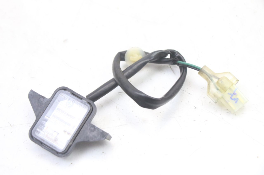 photo de ECLAIRAGE DE PLAQUE HONDA PCX (JF57/JF64) 125 (2014 - 2018) - Zoom état d’usage