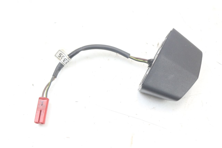 photo de ECLAIRAGE DE PLAQUE HUSQVARNA SVARTPILEN 401 (2018 - 2023) - Autre angle de vue