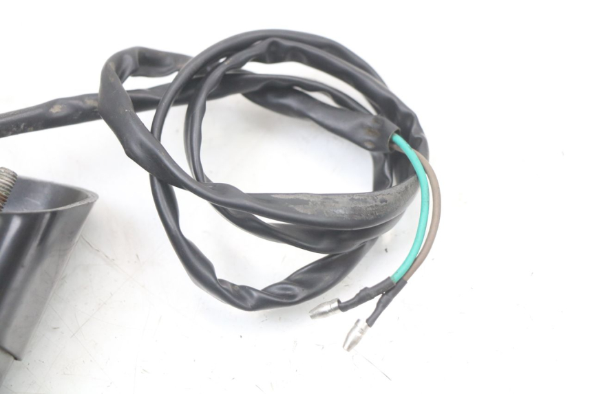 photo de ECLAIRAGE DE PLAQUE JINLUN JL HIGHLANDER 125 (2007 - 2015) - Points de fixation