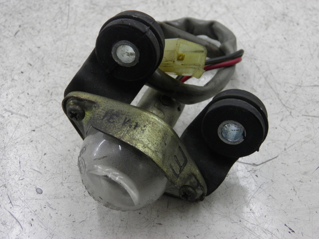 photo de ECLAIRAGE DE PLAQUE KAWASAKI ZZR 600 (1995 - 2004) - Vue principale