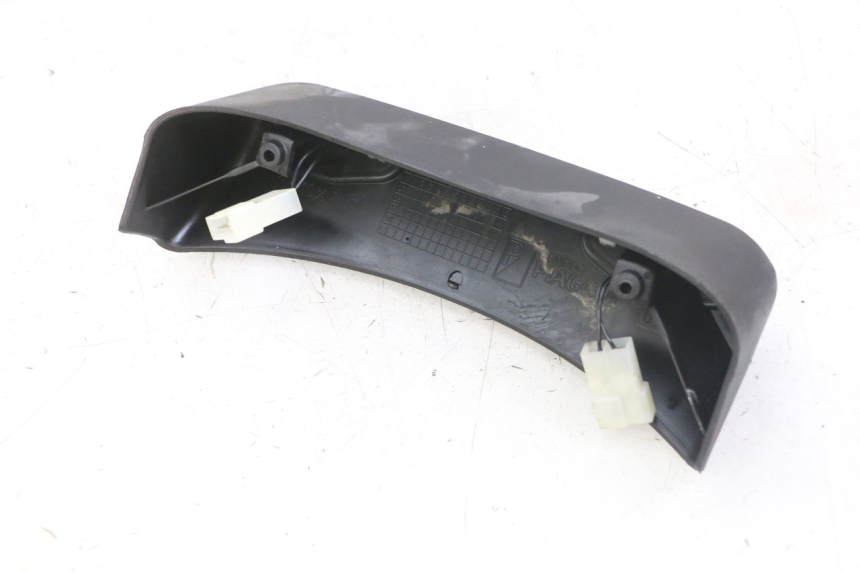 photo de ECLAIRAGE DE PLAQUE PIAGGIO MP3 LT 300 (2010 - 2016) - Autre angle de vue