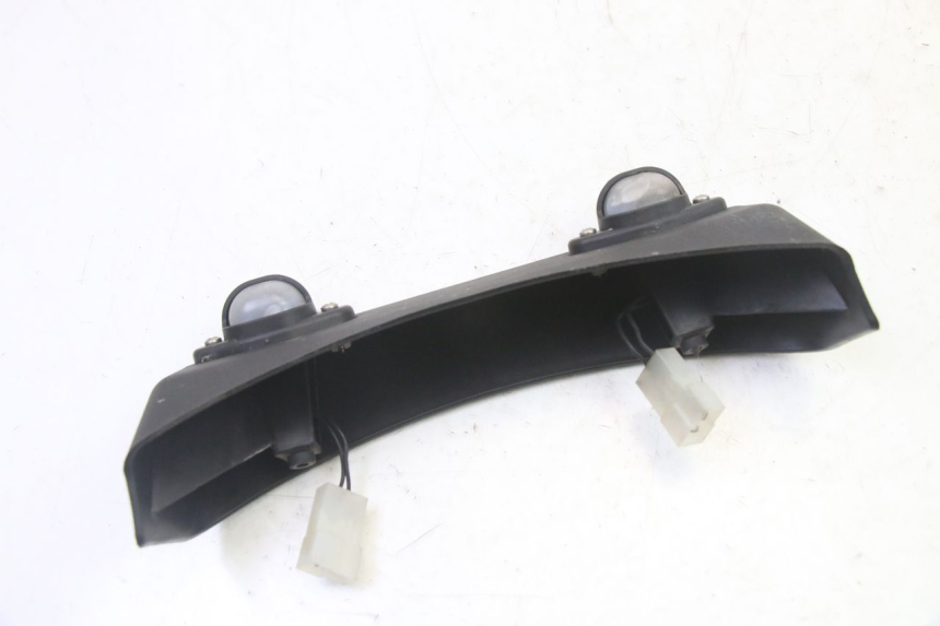 photo de ECLAIRAGE DE PLAQUE PIAGGIO MP3 RL 250 (2006 - 2010) - Gros plan technique