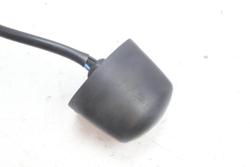 photo de ECLAIRAGE DE PLAQUE YAMAHA N-MAX NMAX 125 (2021 - 2024) - Autre angle de vue