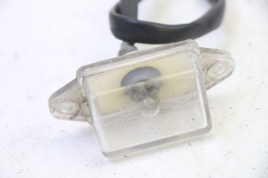 photo de ECLAIRAGE DE PLAQUE KYMCO LIKE 4T 50 (2019 - 2025) - Détail de la pièce