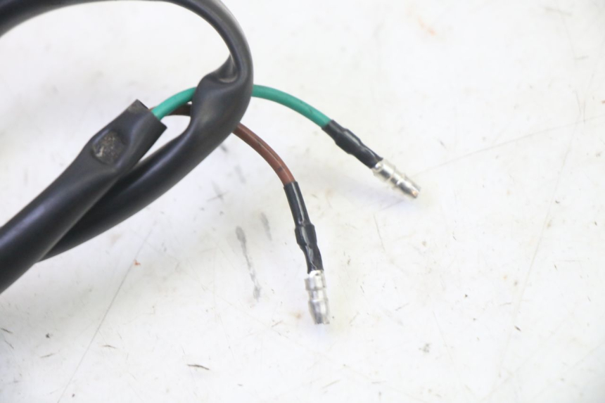 photo de ECLAIRAGE DE PLAQUE KYMCO LIKE 4T 50 (2019 - 2025) - Gros plan technique