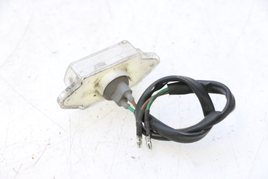 photo de ECLAIRAGE DE PLAQUE KYMCO LIKE 4T 50 (2019 - 2025) - Zoom état d’usage