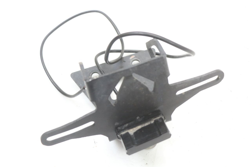 photo de ECLAIRAGE DE PLAQUE KAWASAKI NINJA 400 (2018 - 2023) - Détail de la pièce