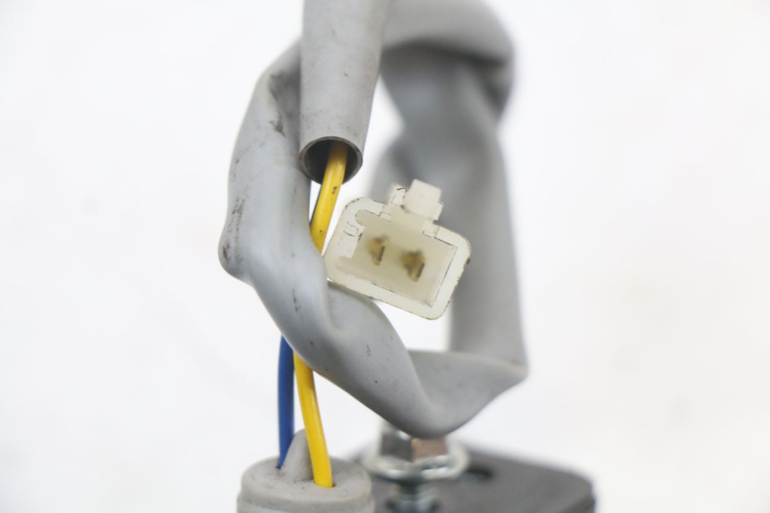 photo de ECLAIRAGE DE PLAQUE MOTO GUZZI NORGE 8V GT 1200 (2011 - 2016) - Autre angle de vue