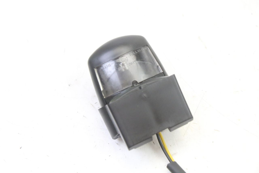 photo de ECLAIRAGE DE PLAQUE PIAGGIO NRG POWER PUREJET 50 (2018 - 2021) - Détail de la pièce