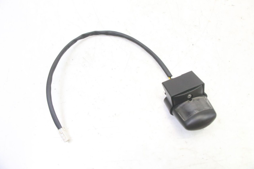 photo de ECLAIRAGE DE PLAQUE PIAGGIO NRG POWER PUREJET 50 (2018 - 2021) - Zoom état d’usage