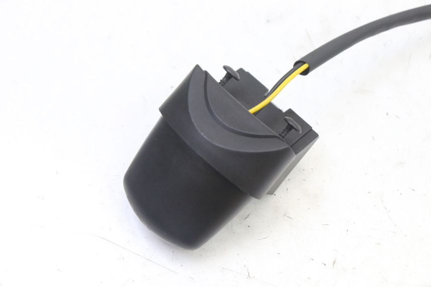 photo de ECLAIRAGE DE PLAQUE PIAGGIO NRG POWER PUREJET 50 (2018 - 2021) - Gros plan technique