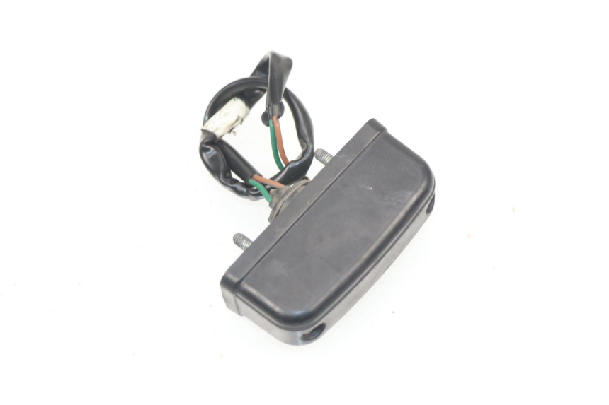 photo de ECLAIRAGE DE PLAQUE HONDA PCX (JF28) 125 (2009 - 2011) - Zoom état d’usage