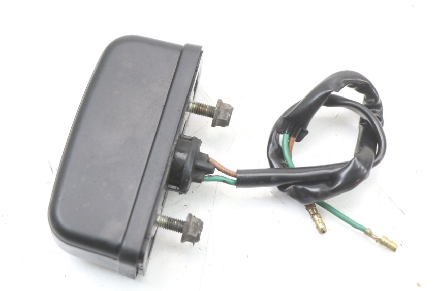 photo de ECLAIRAGE DE PLAQUE HONDA PCX (JF28) 125 (2009 - 2011) - Autre angle de vue